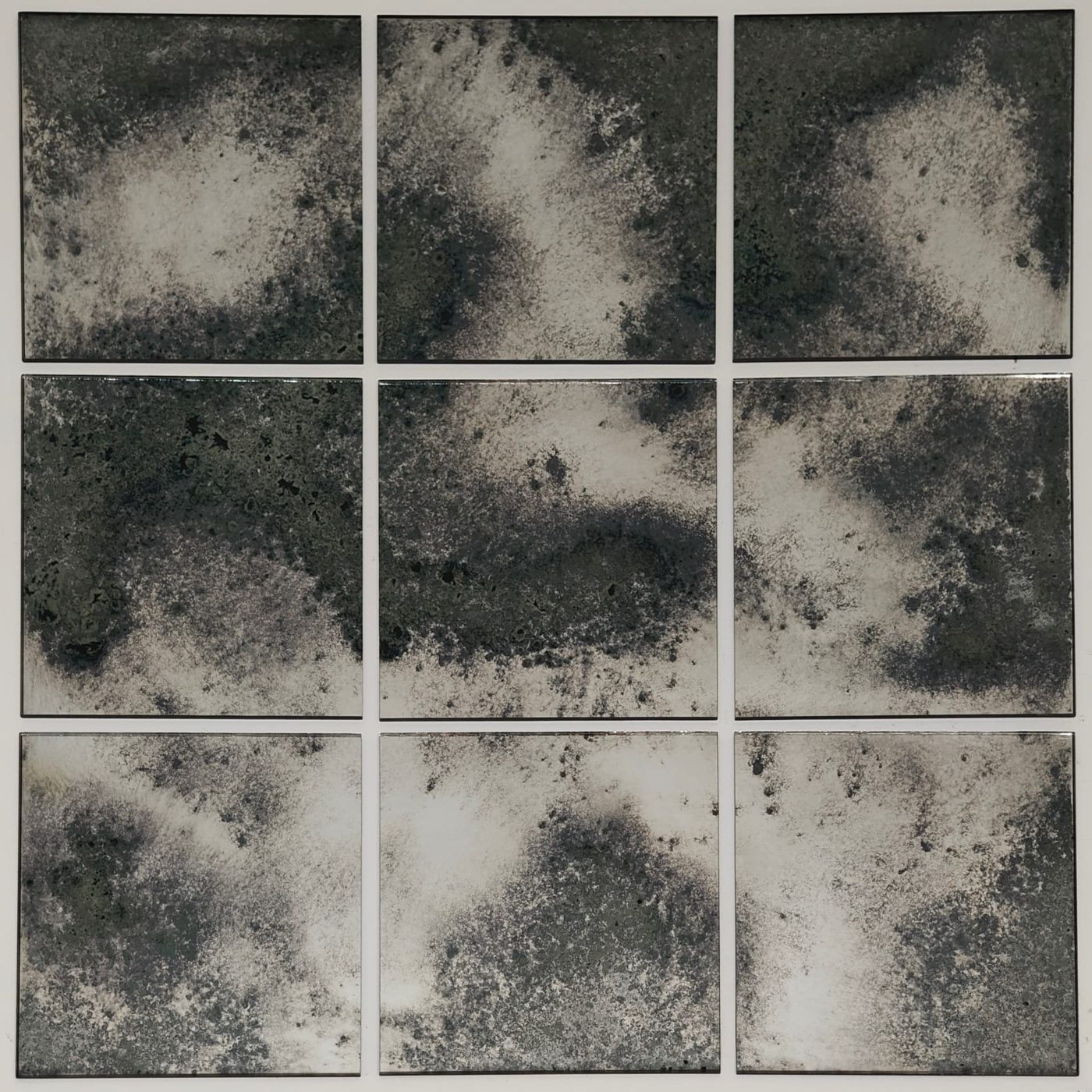 Timeworn Heavy Distress mirror shown as a nine-panel tiled arrangement